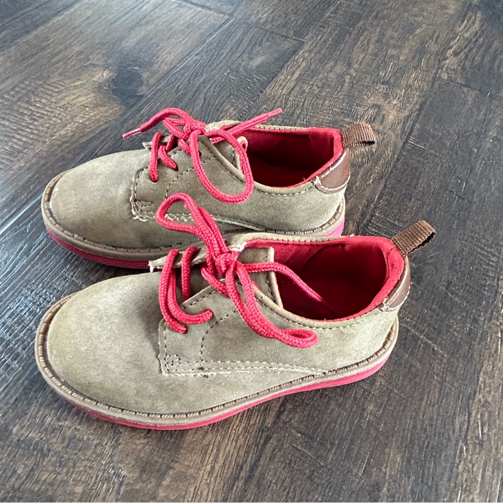 Osh Kosh shoes